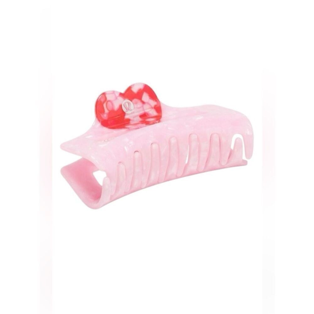 Lululemon Extra Large Claw Hair Clip Heart  Blush Blend/Oxford Red